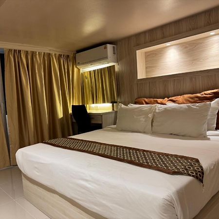 Condo Minium Patong Phuket ภายนอก รูปภาพ