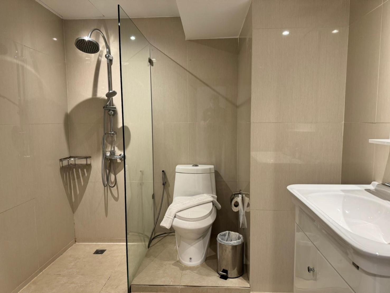 Condo Minium Patong Phuket ภายนอก รูปภาพ
