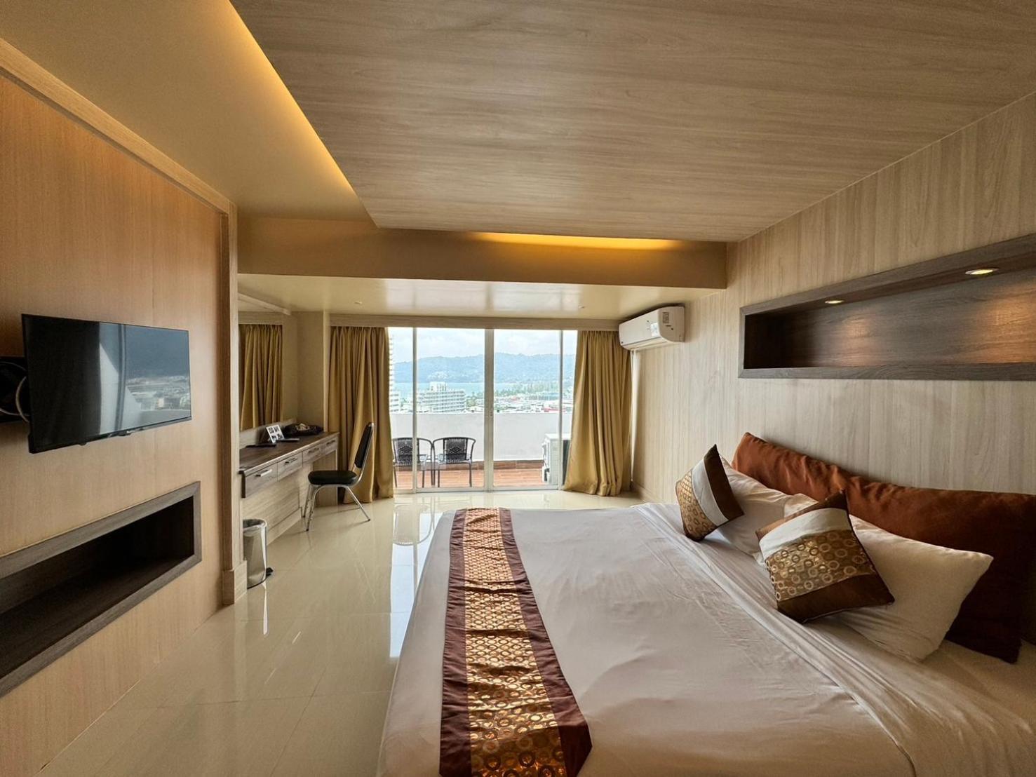Condo Minium Patong Phuket ภายนอก รูปภาพ