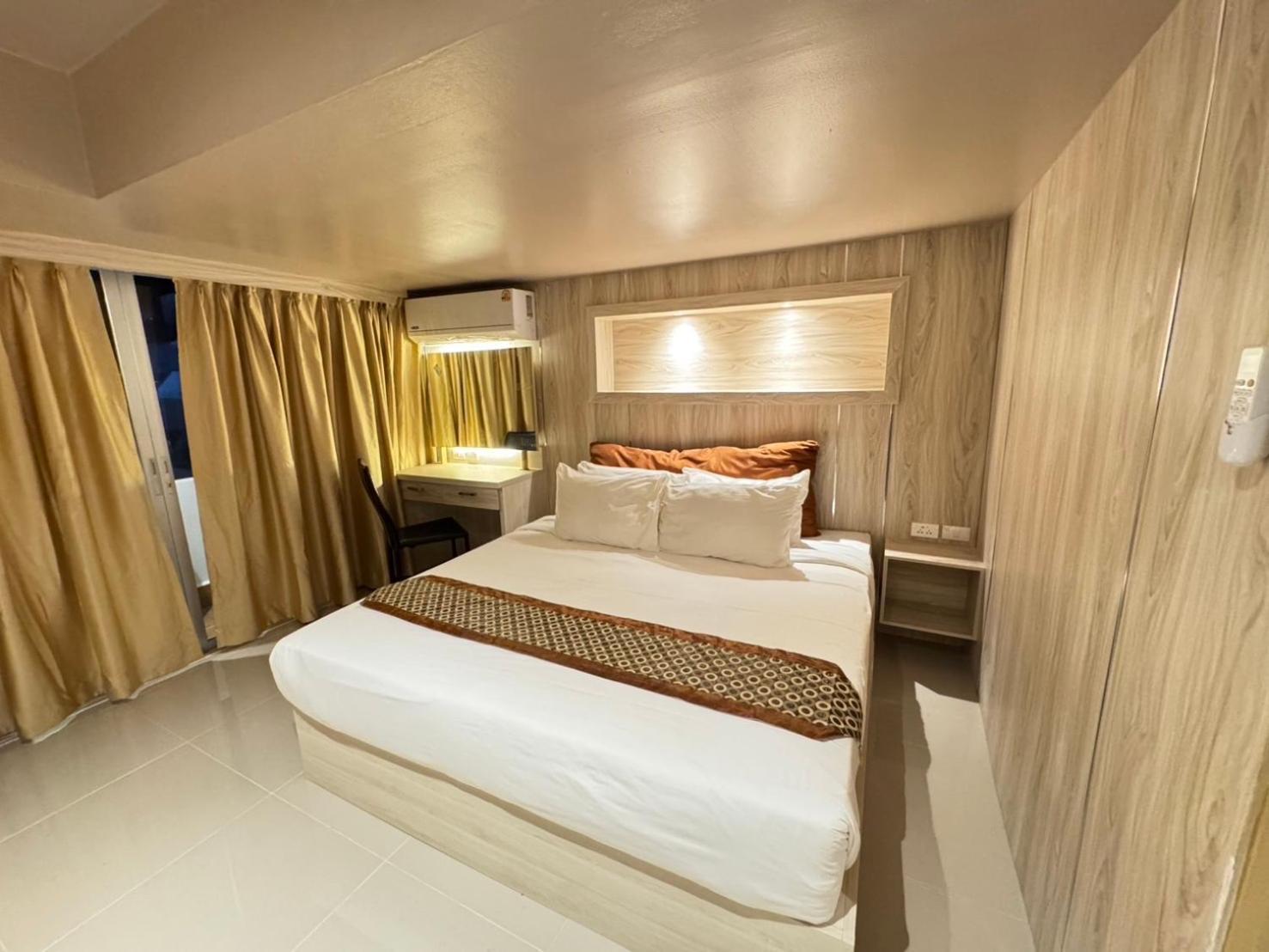 Condo Minium Patong Phuket ภายนอก รูปภาพ